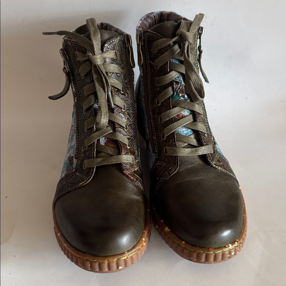 L’Artiste By Spring Step Maylah OLM Olive Multi Floral Leace-up Boots size 41 EU - Picture 3 of 12